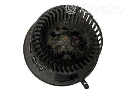 Маленький вентилятор радиатора