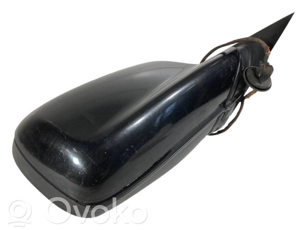 Mirror (electrically controlled)