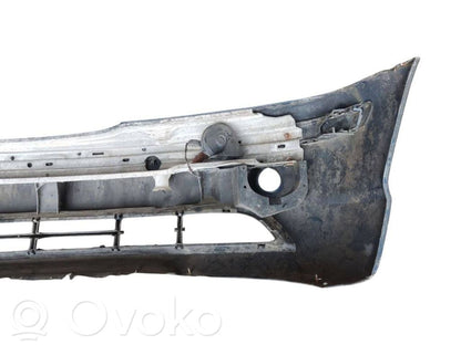 Передний бампер