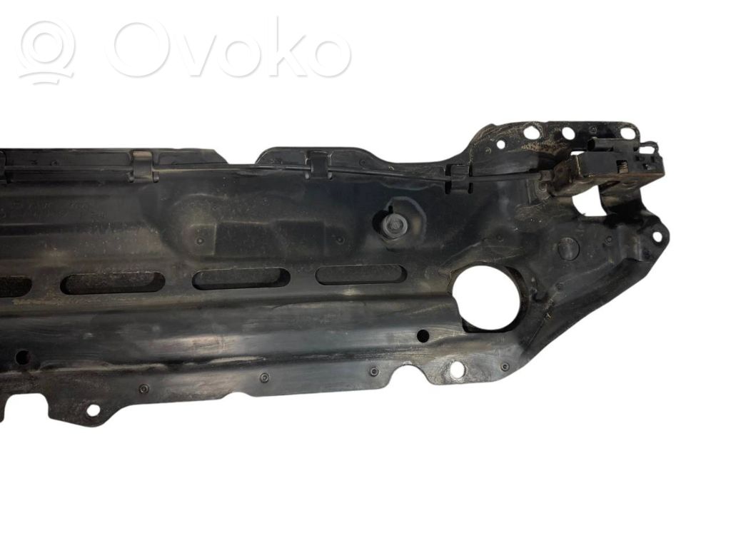 Radiatoru paneļa augšējā daļa (televizors)