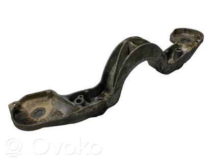 Dzinēja nostiprināšanas stiprinājums-kronšteins