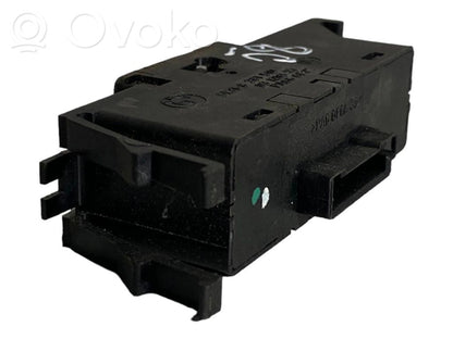 Elektrisko logu slēdzis