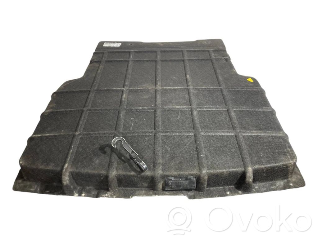 Пол багажника