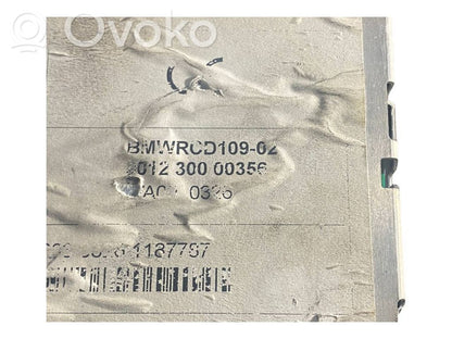 Radio / CD/DVD atskaņotājs / navigācija