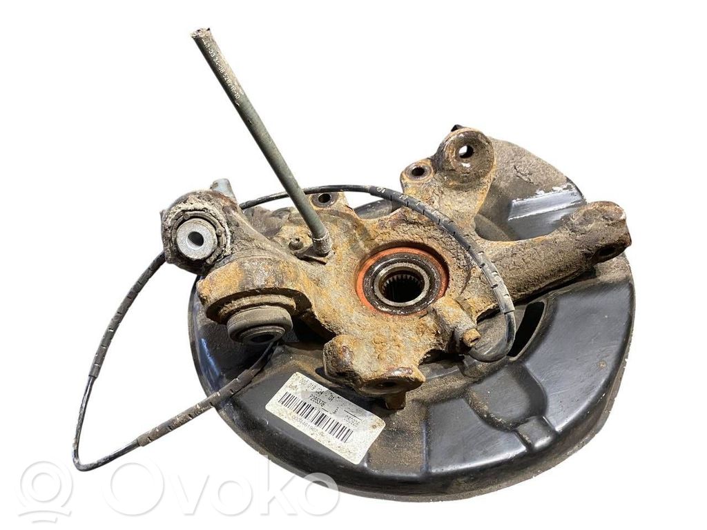 Aizmugurē riteņa rumbas vārpstas šarnīrs (stupica, capfa)