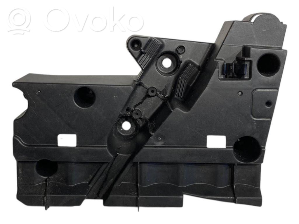 Cita veida bagāžnieka dekoratīvās apdares detaļa