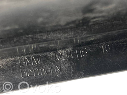 Radiouztvērēja / navigācija dekoratīvā apdare