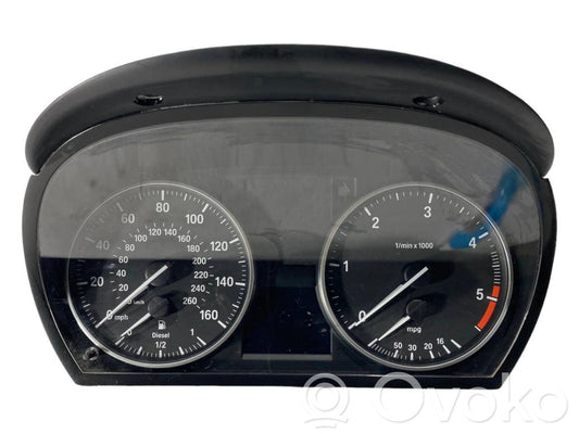 Spidometrs (instrumentu panelī)