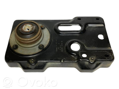 Battery mounting base