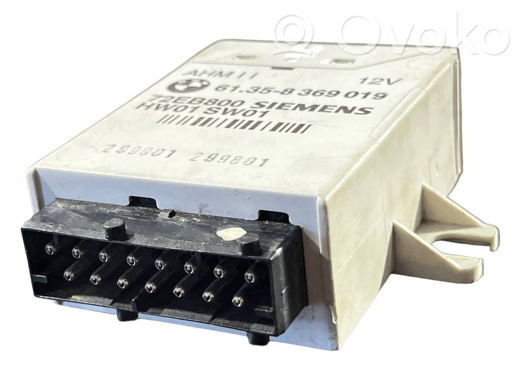 Piekabes āķa vadības bloks