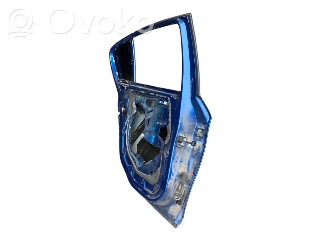 Aizmugurējās durvis