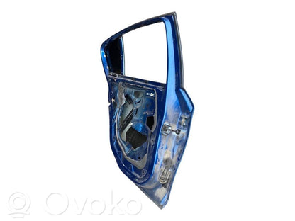 Aizmugurējās durvis