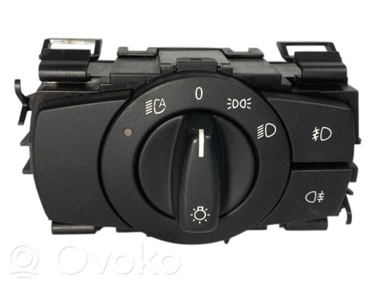 Headlight switch