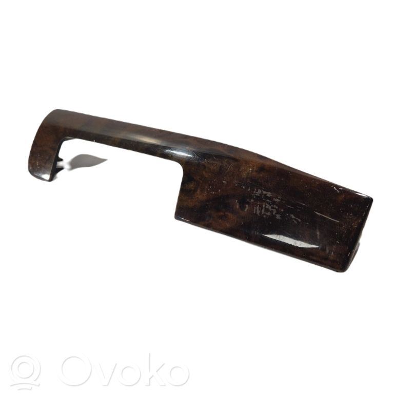 Cita veida salona detaļa