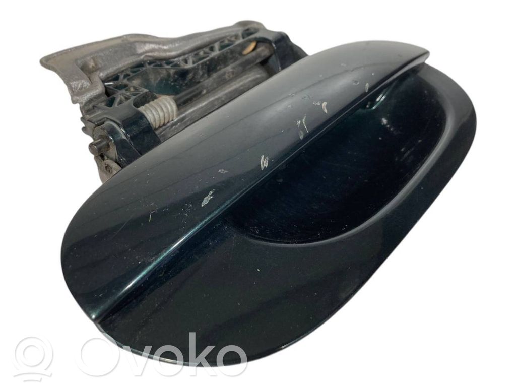 External opening handle