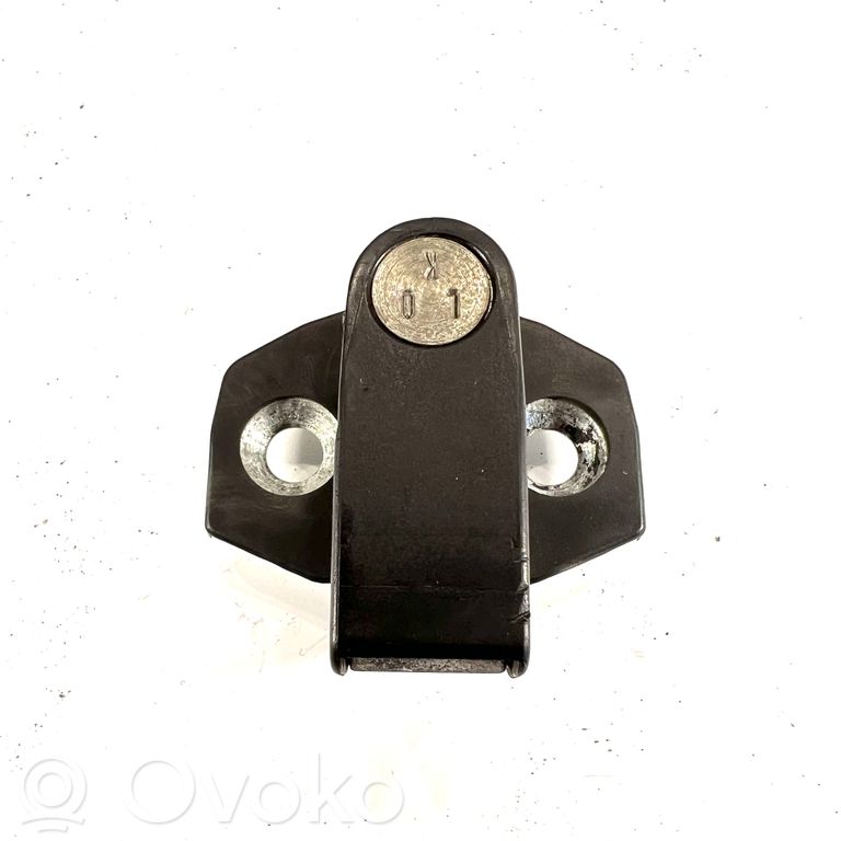 Петля для блокировки спереди