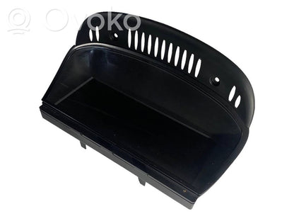 Ekrāns / displejs / mazais ekrāns