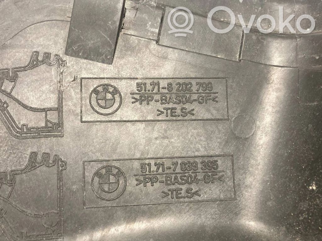 Cita veida dzinēja nodalījuma detaļa