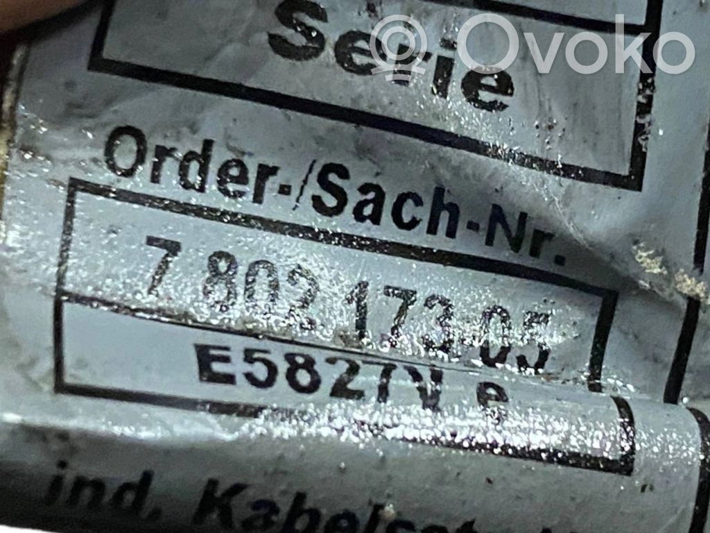 Dzinēja vadu instalācija