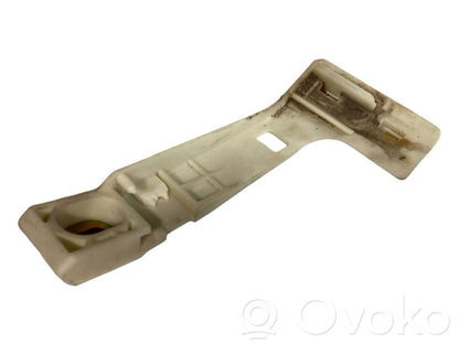 Akseleratora pedāļa turētājs