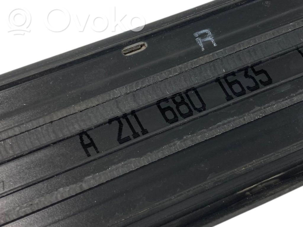 Накладка на порог задней двери (внутренняя)