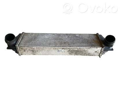 Starpdzesētāja radiators