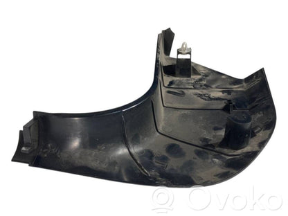 Kāju zonas sānu dekoratīvā apdare