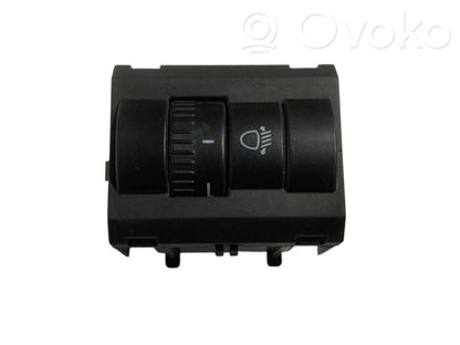Headlight leveling switch