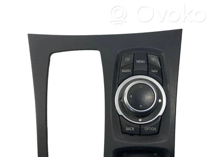 Multimediju kontrolieris