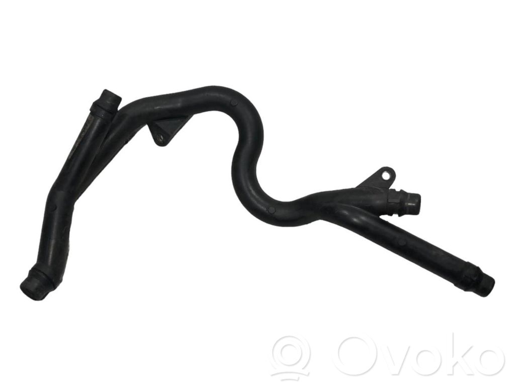 Caurulīte (-es) / šļūtene (-es)