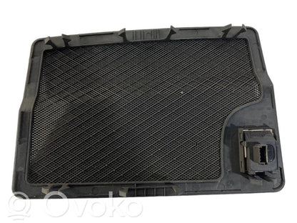 Centrālā skaļruņa dekoratīvā apdare