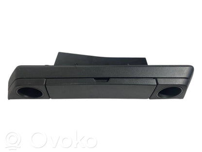 Mantu nodalījums stumbrs