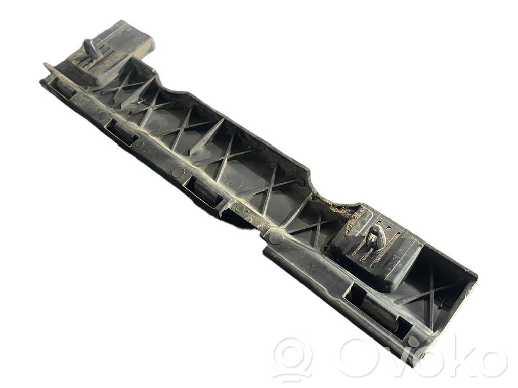 Cita veida sliekšņu/statņu dekoratīvās apdares detaļa