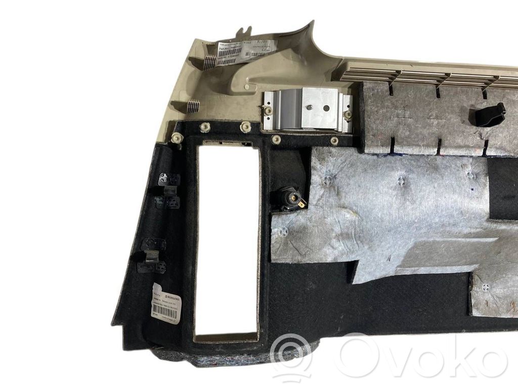 Sānu dekoratīvās apdares panelis