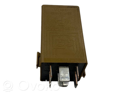 Logu tīrītāju relejs