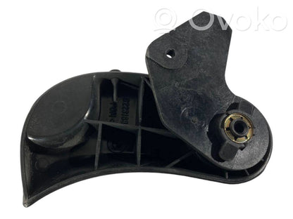 Engine hood release handle