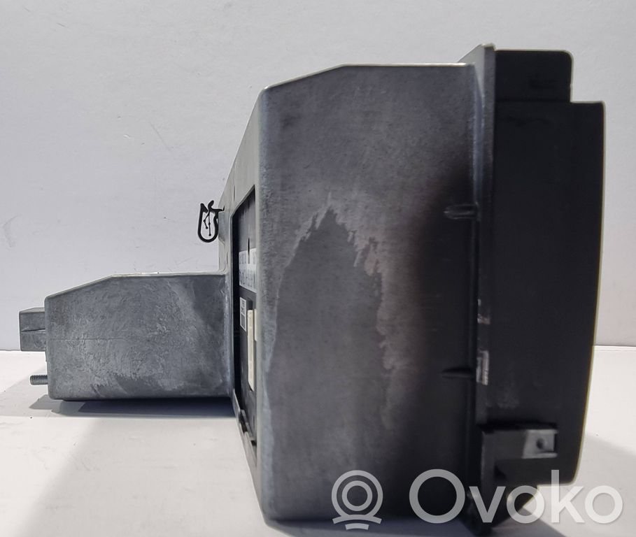 Радио / CD/DVD-плеер / навигация