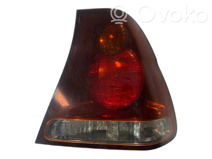 Aizmugurējais lukturis virsbūvē