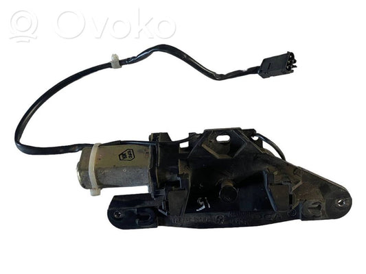 Съемник задней крышки