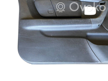 Priekšējo durvju apdare