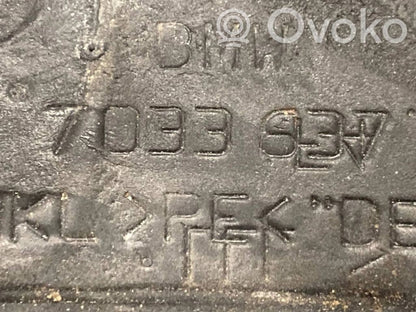 Mirror (electrically controlled)