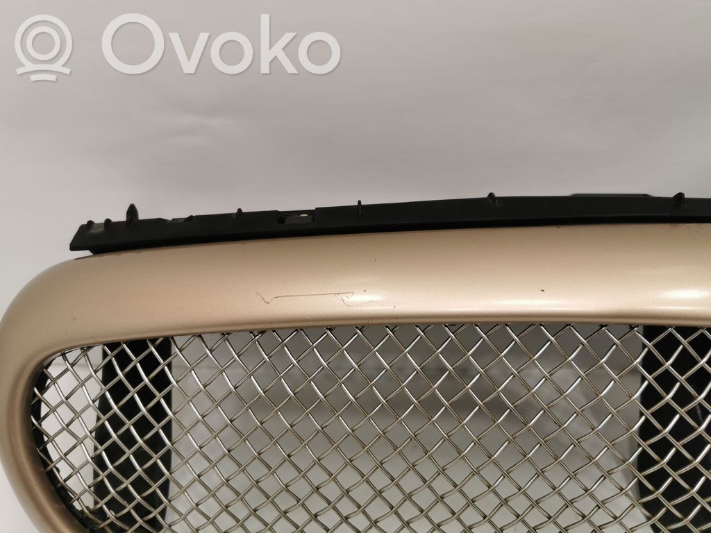 Priekšējais režģis