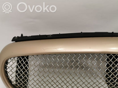 Priekšējais režģis