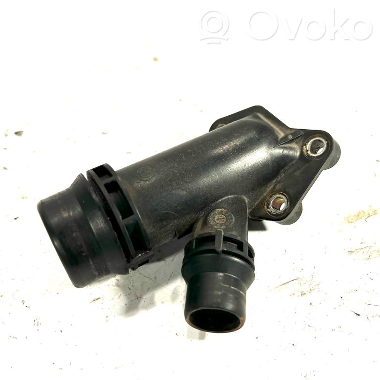 Caurulīte (-es) / šļūtene (-es)