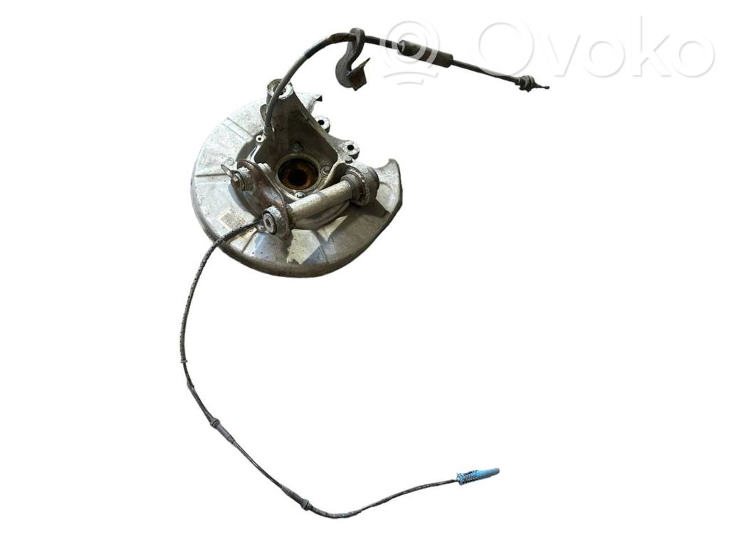 Aizmugurē riteņa rumbas vārpstas šarnīrs (stupica, capfa)