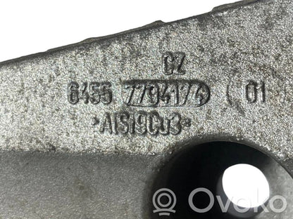 Air conditioning compressor mount