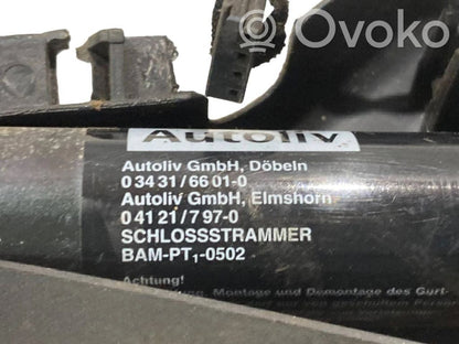 Priekšējās jostas sprādze