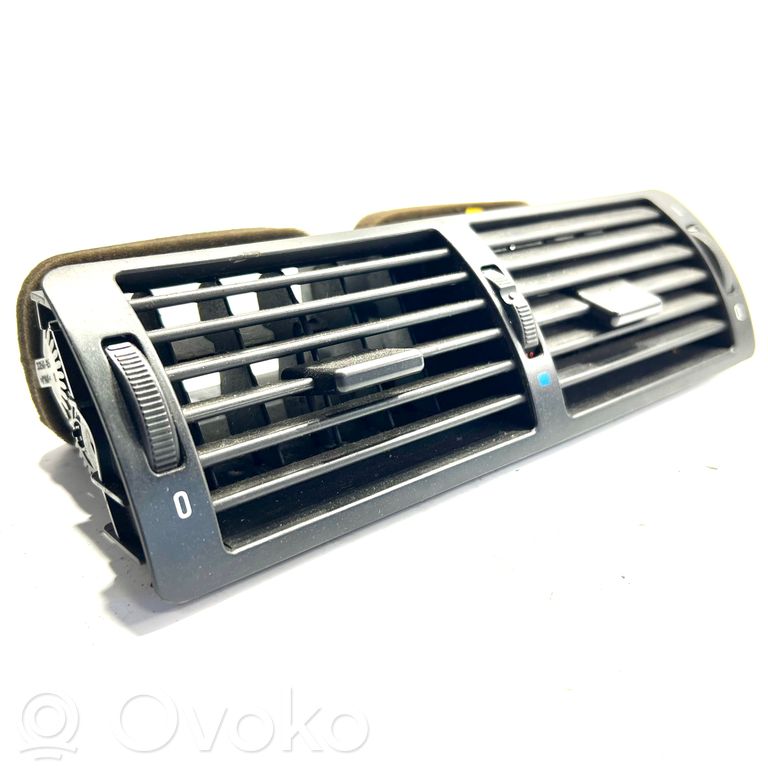 Centrālais gaisa ventilācijas režģis