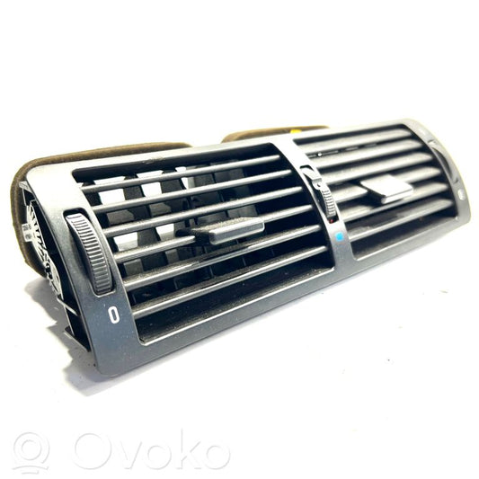 Centrālais gaisa ventilācijas režģis