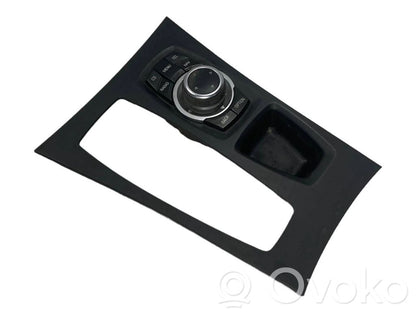 Multimediju kontrolieris